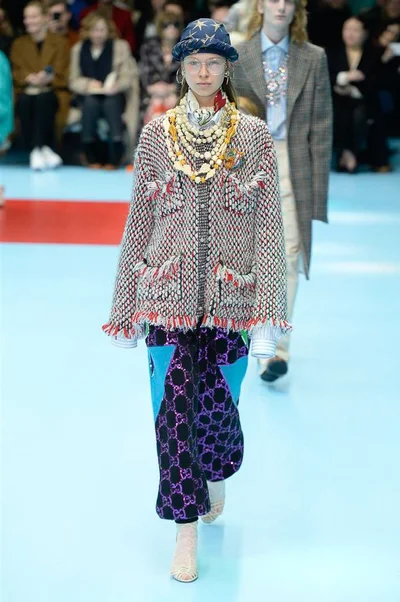 Look 48